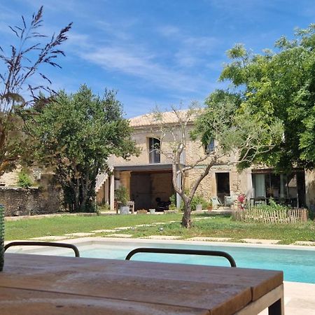 Appartement Dans Un Mas Provencal Renove Saint-Hilaire-dʼOzilhan Exteriér fotografie
