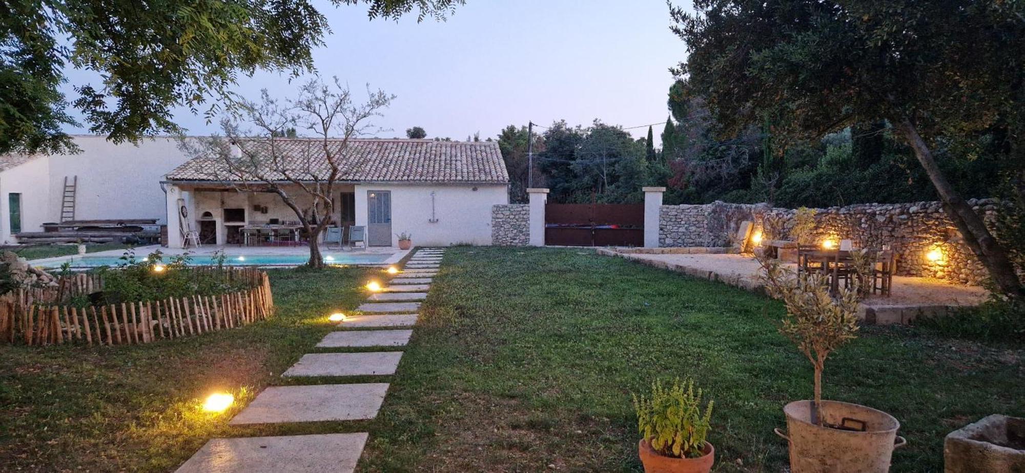 Appartement Dans Un Mas Provencal Renove Saint-Hilaire-dʼOzilhan Exteriér fotografie